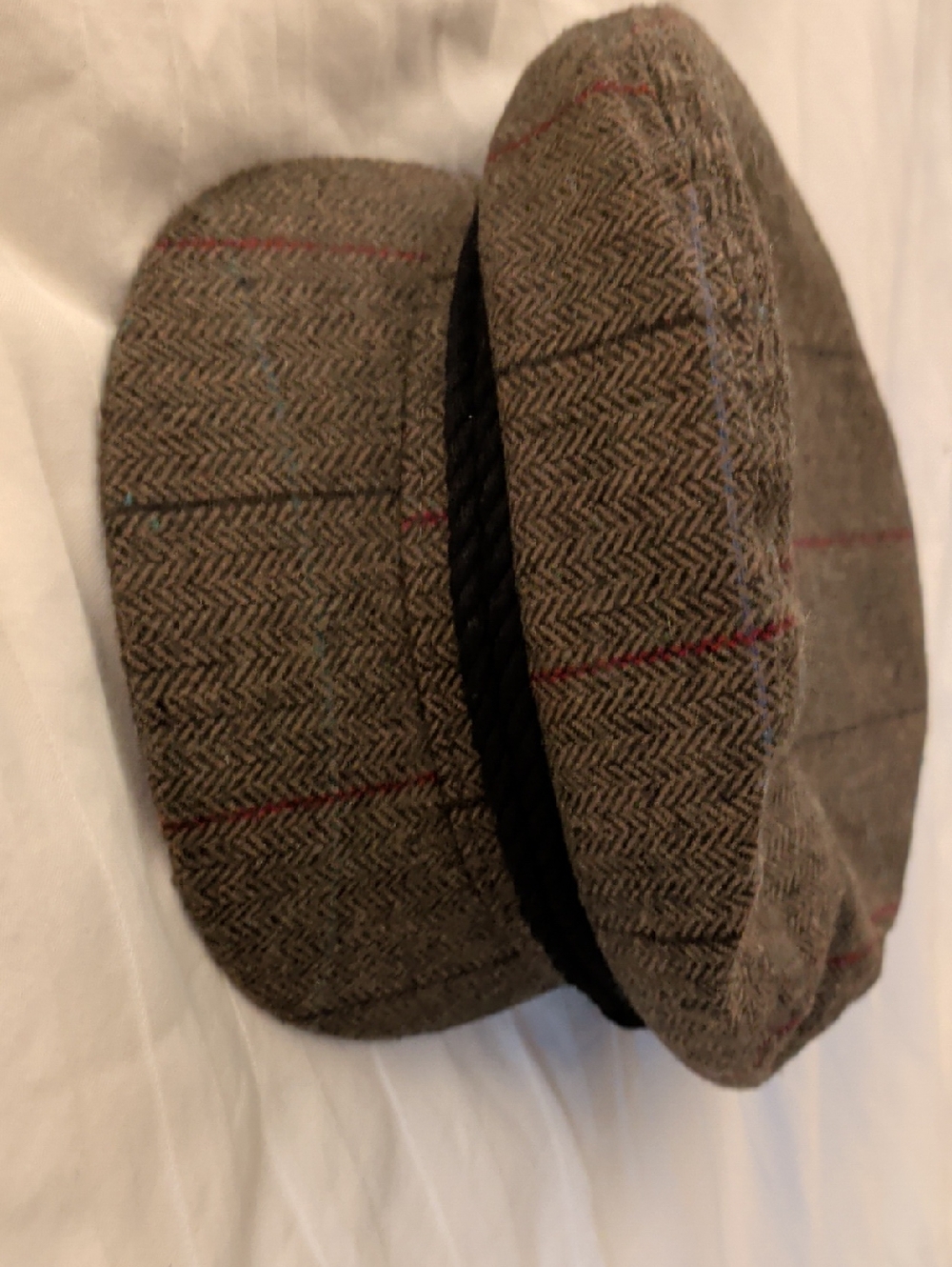 Brixton Quilted Liner in Red with Black Crest Patch - Picture 2 of 5